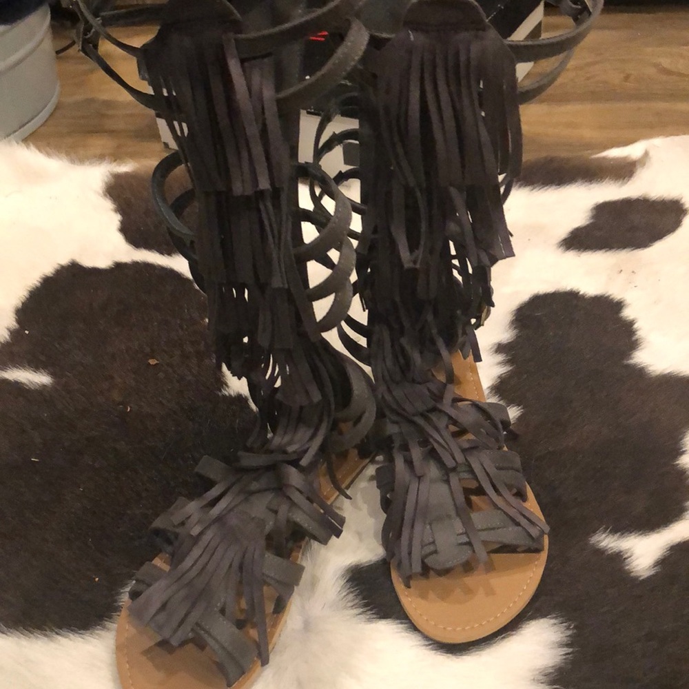 Fringe gladiator sandals